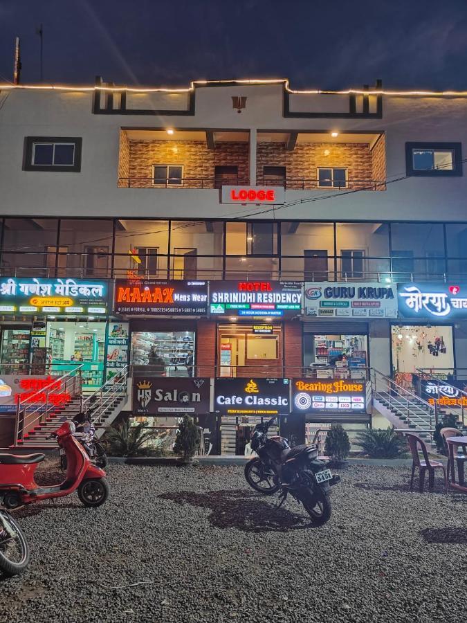 Shrinidhi Residency Pune Hotell Exteriör bild