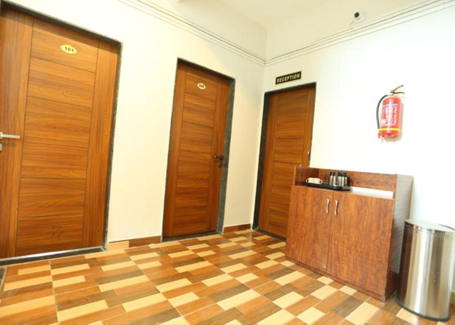 Shrinidhi Residency Pune Hotell Exteriör bild